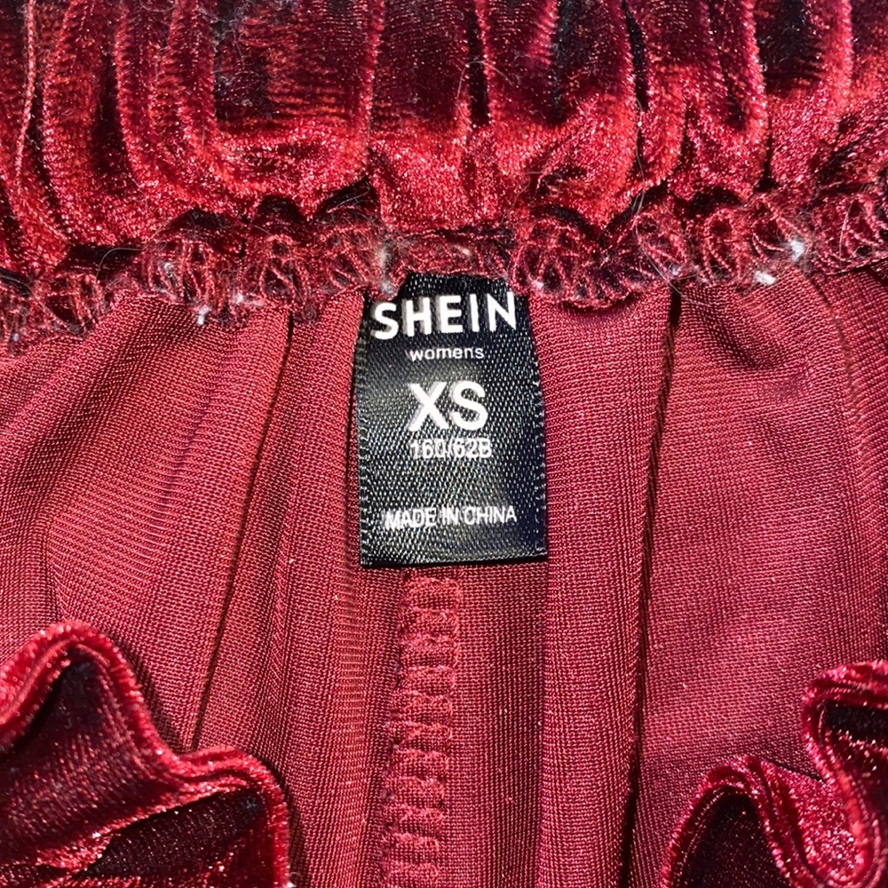 Shein Velvet shorts - Picture 3 of 4